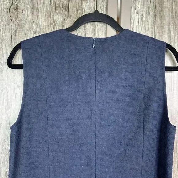 MM Lafleur Tunic Top Belted Sleeveless Textured Navy Blue Size 8 - Picture 9 of 9